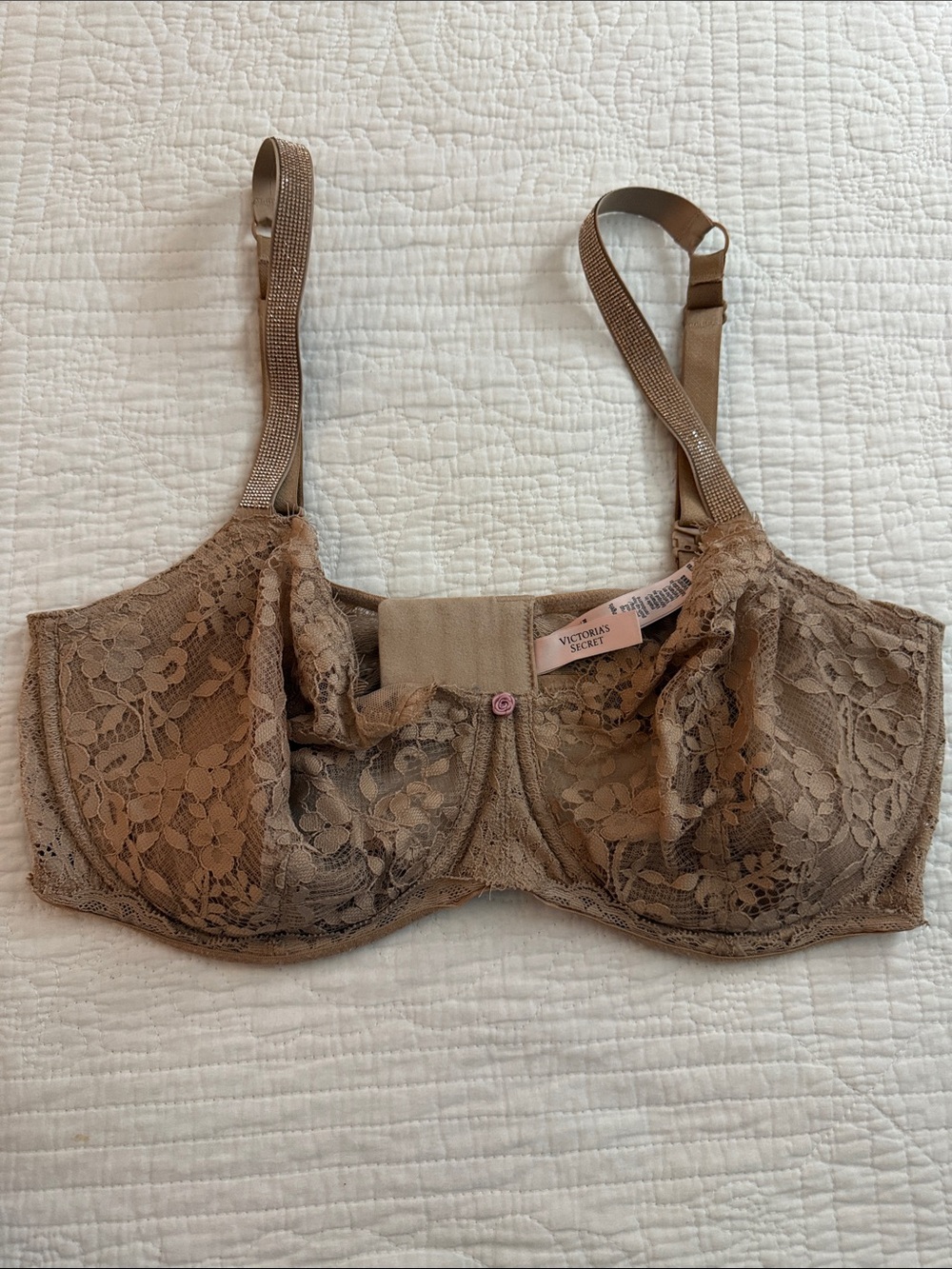 Victoria's Secret Tan Floral Lace Underwire Bra 38DDD